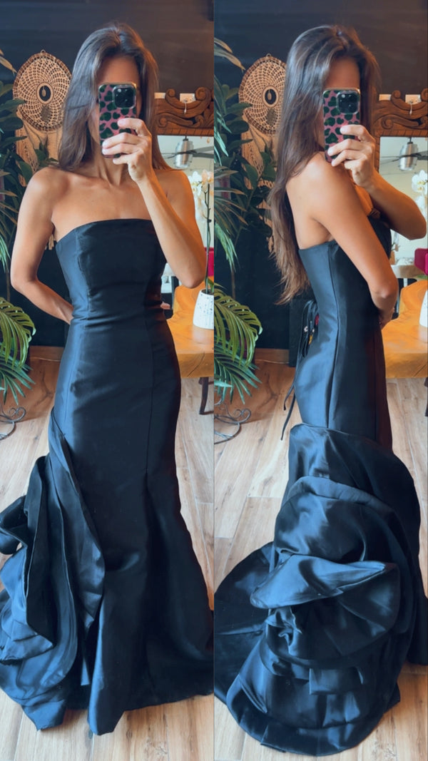 Vestido sirena con flor