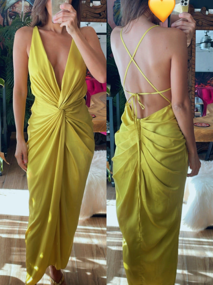 Vestido escotado chatrusse