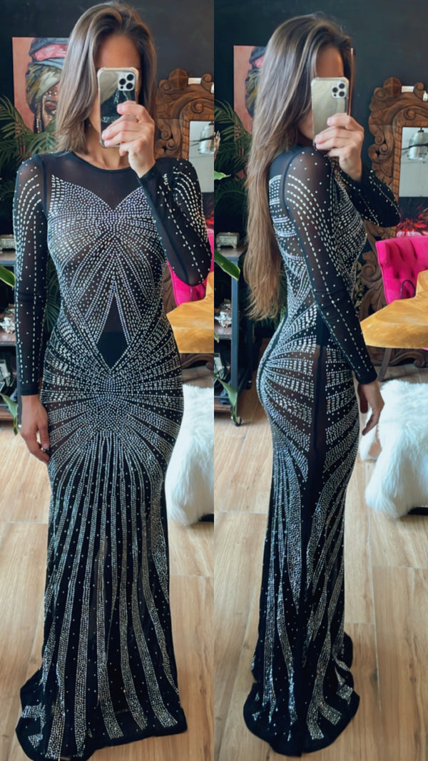 Vestido negro manga larga con piedras